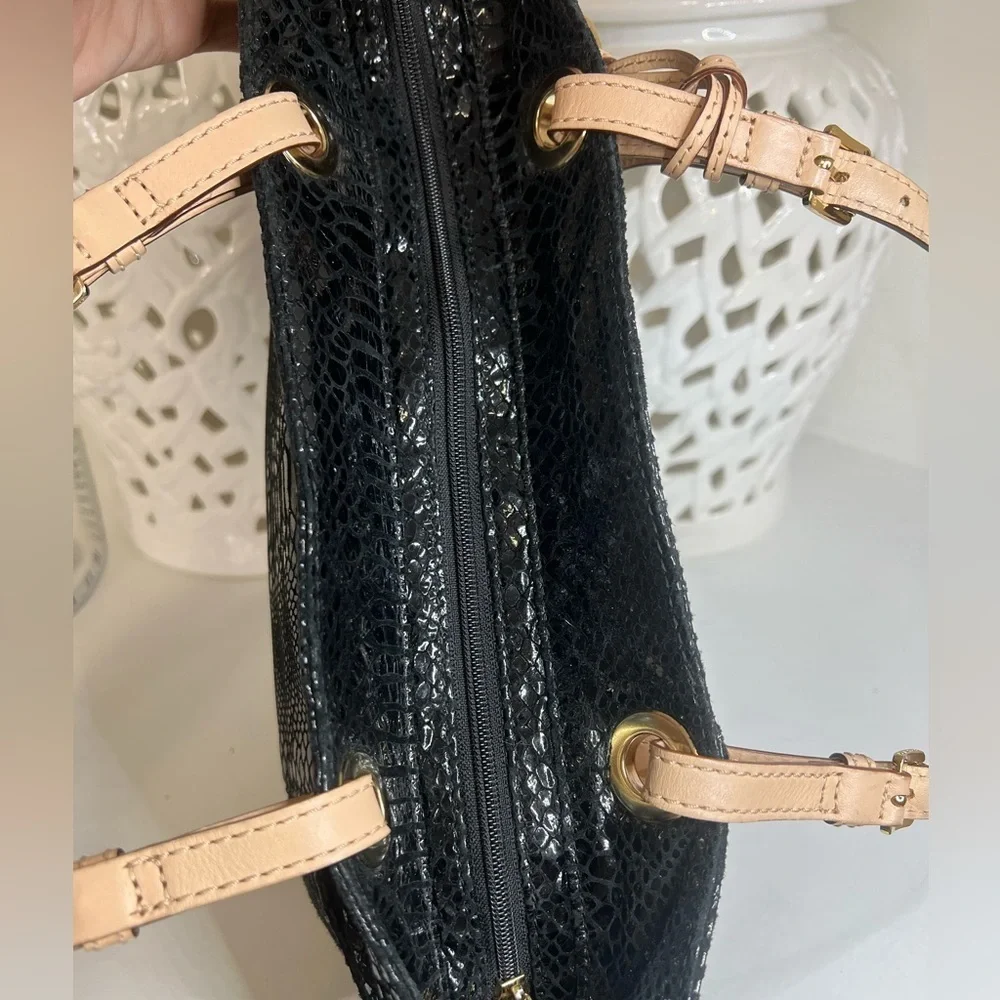 Michael Kors Womens Phyton Black Glossy Leather Patent Snakeskin Shoulder Bag